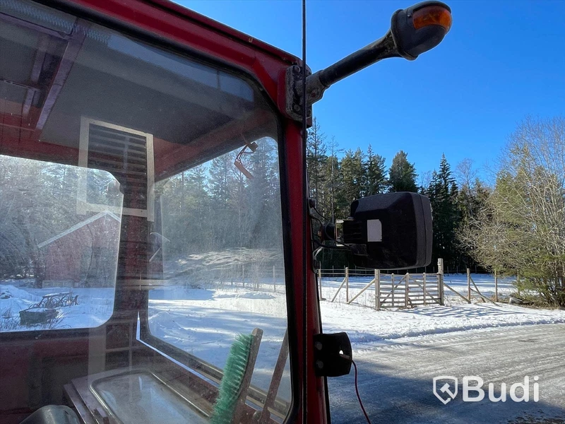 Traktor Volvo BM 430 T med lastarm skopa och gafflar