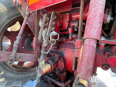 Traktor Volvo BM 430 T med lastarm skopa och gafflar
