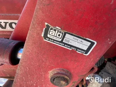 Traktor Volvo BM 430 T med lastarm skopa och gafflar