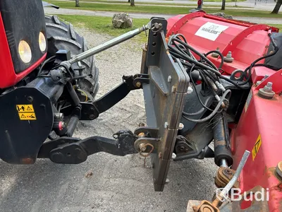 Massey Ferguson 6470-4 med vikplog & spridare, -2004
