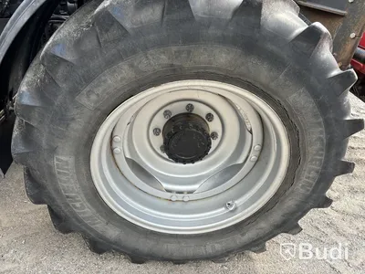 Massey Ferguson 6470-4 med vikplog & spridare, -2004