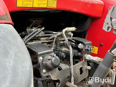 Massey Ferguson 6470-4 med vikplog & spridare, -2004