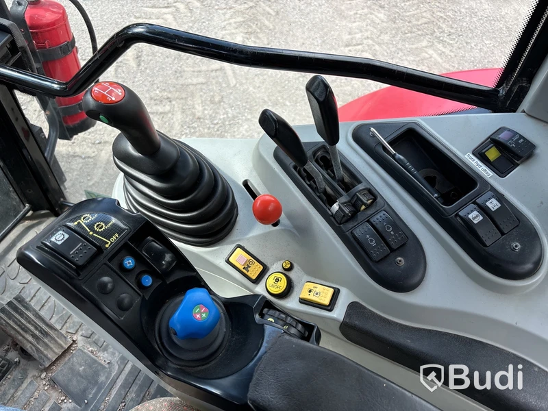 Massey Ferguson 6470-4 med vikplog & spridare, -2004