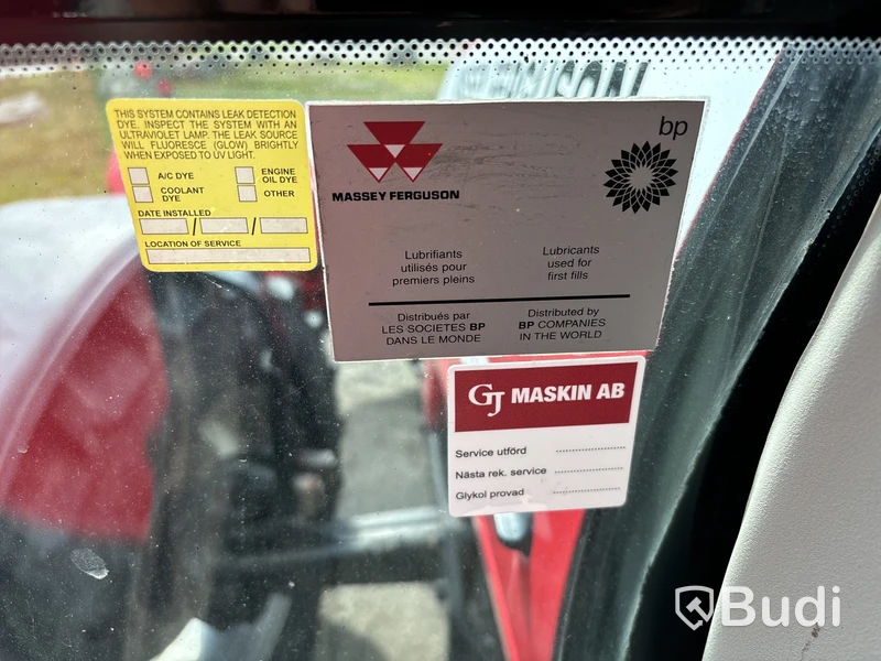 Massey Ferguson 6470-4 med vikplog & spridare, -2004