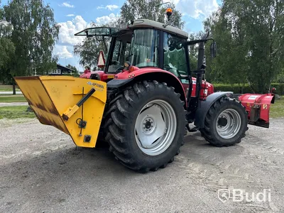 Massey Ferguson 6470-4 med vikplog & spridare, -2004