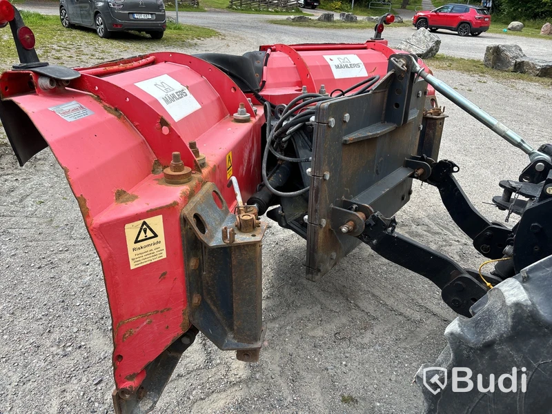 Massey Ferguson 6470-4 med vikplog & spridare, -2004