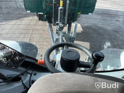 Traktor med lastare, Valtra N174, -2021
