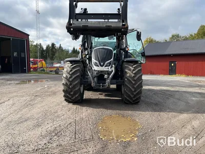 Traktor med lastare, Valtra N174, -2021