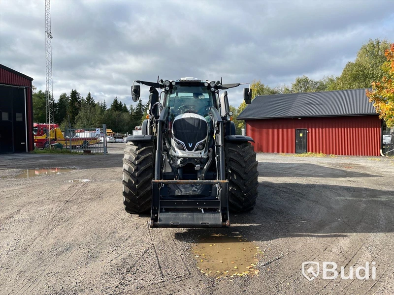 Traktor med lastare, Valtra N174, -2021