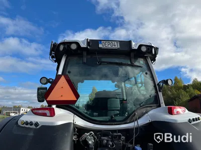 Traktor med lastare, Valtra N174, -2021