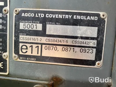 Traktor Massey Fergusson 4245 4WD - power shuttle 12/12 -2001