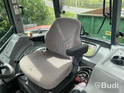 Traktor Massey Fergusson 4245 4WD - power shuttle 12/12 -2001