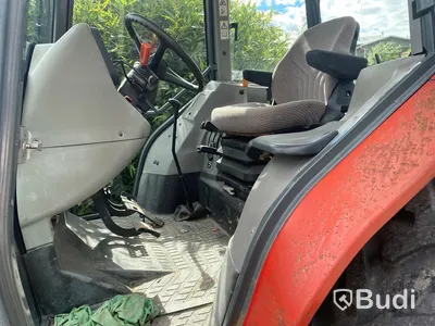 Traktor Massey Fergusson 4245 4WD - power shuttle 12/12 -2001
