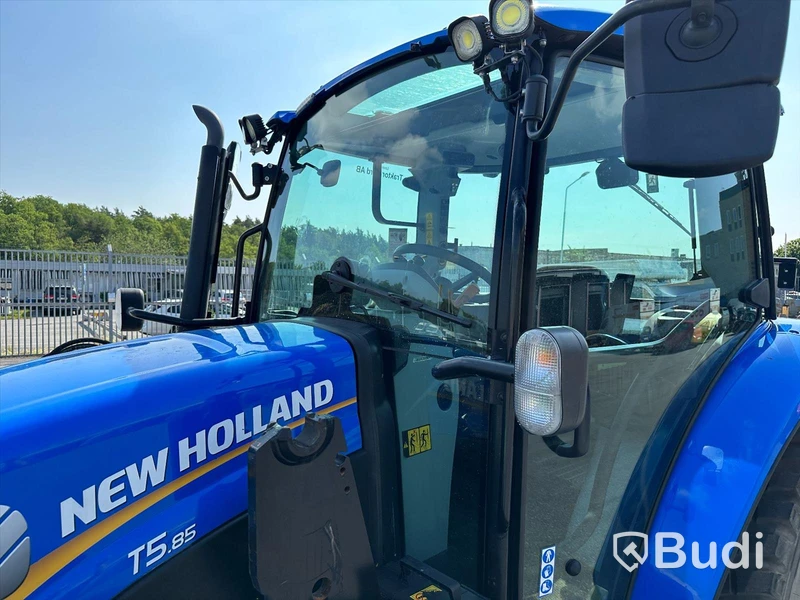 Traktor New Holland T5.85 | 2020