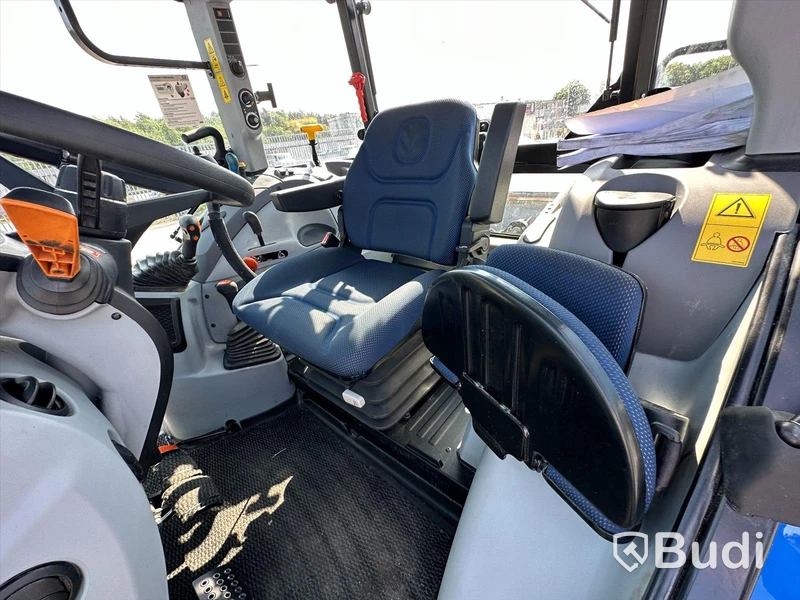 Traktor New Holland T5.85 | 2020