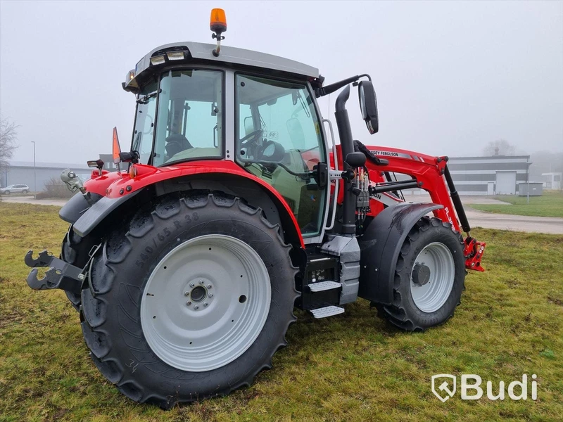 Massey Ferguson 5S.125 Essential Dyna-4 2022 endast 122 timmar.