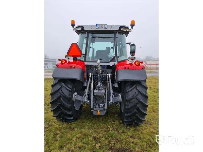 Massey Ferguson 5S.125 Essential Dyna-4 2022 endast 122 timmar.