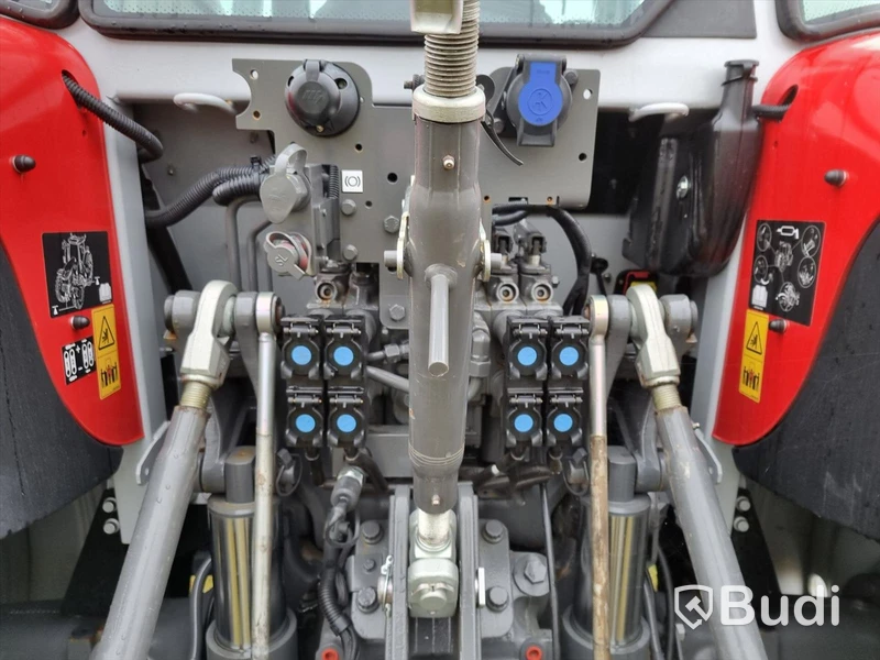 Massey Ferguson 5S.125 Essential Dyna-4 2022 endast 122 timmar.