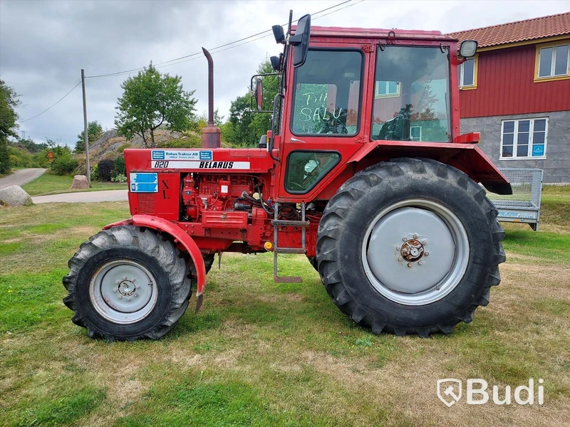 Belarus MTZ 820 4wd traktor med redskap - 95