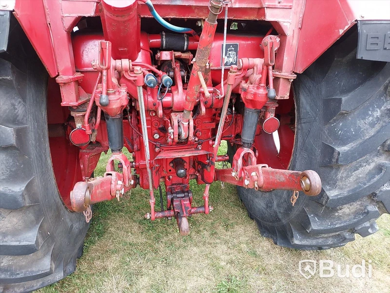 Belarus MTZ 820 4wd traktor med redskap - 95