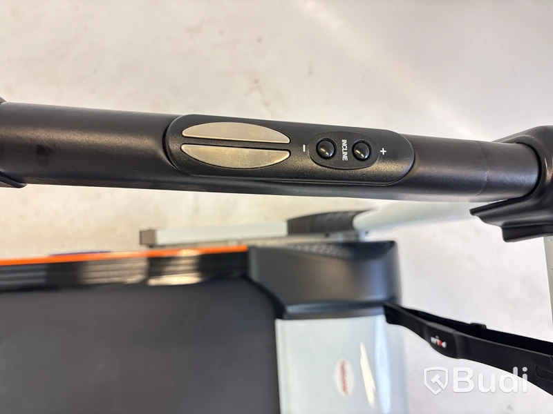 Löpband Trekkrunner TR5001-Pro Professionellt  för hemmaträning med Bluetooth och pulsband