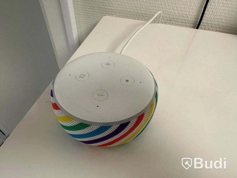 2 st Amazon Echo Dot och 1 st Amazon Echo snow 8