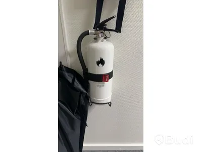 2 st Brandsläckare och brandfilt