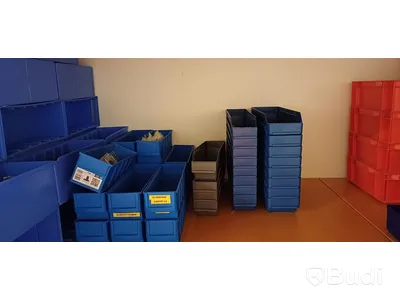 Förvaringslådor i  plast - blå och grå - medelstora - 45 st