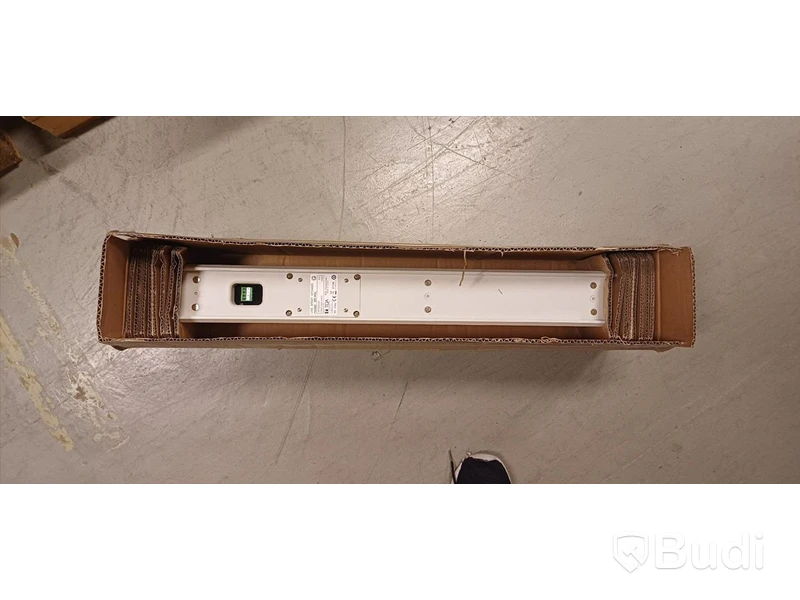 Högalare - Pro Audio - Line Array  - Riktat ljud - TOA H3L, H2 och tillbehör - helt nya - 21 st