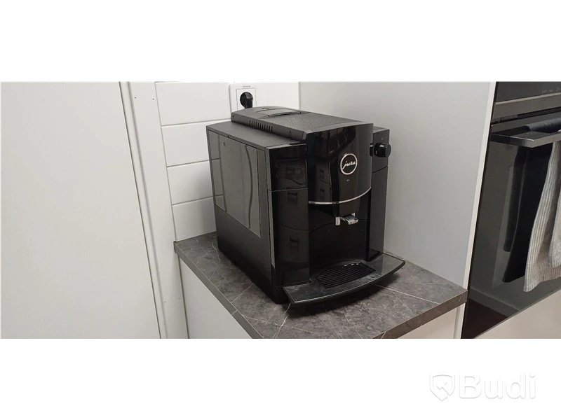 Kaffemaskin - Jura - D4 - hög kvalitet från en av de ledande tillverkarna inom kaffemaskiner