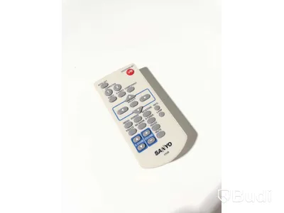 Projektor, Sanyo XGA projector, model: PLC-XU300A