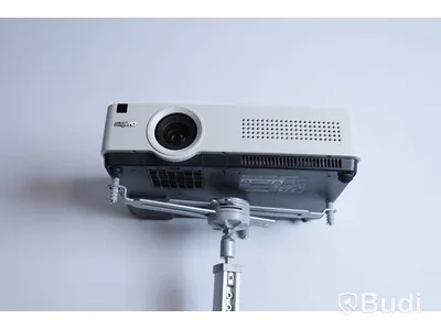 Projektor, Sanyo XGA projector, model: PLC-XU300A