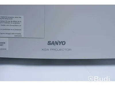 Projektor, Sanyo XGA projector, model: PLC-XU300A