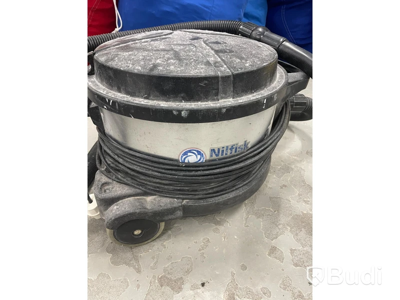 Dammsugare Nilfisk GD 930