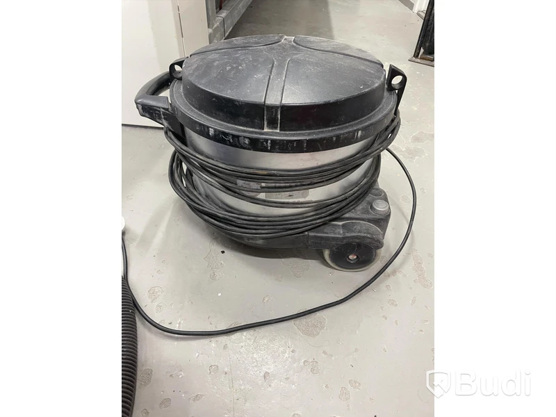 Dammsugare Nilfisk GD 930