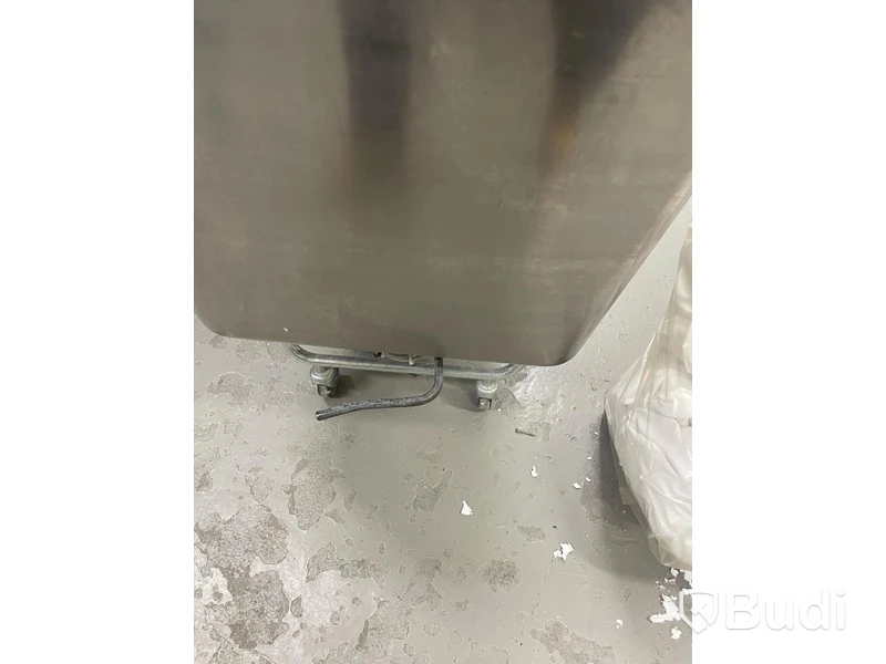 Rostfri tvättbalja på hjul