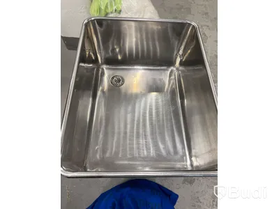 Rostfri tvättbalja på hjul