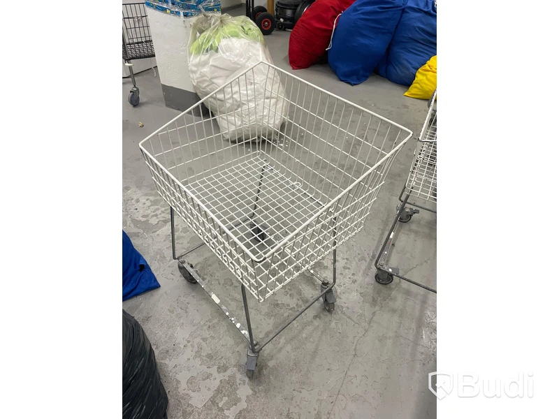 Tvättvagn på hjul 4st
