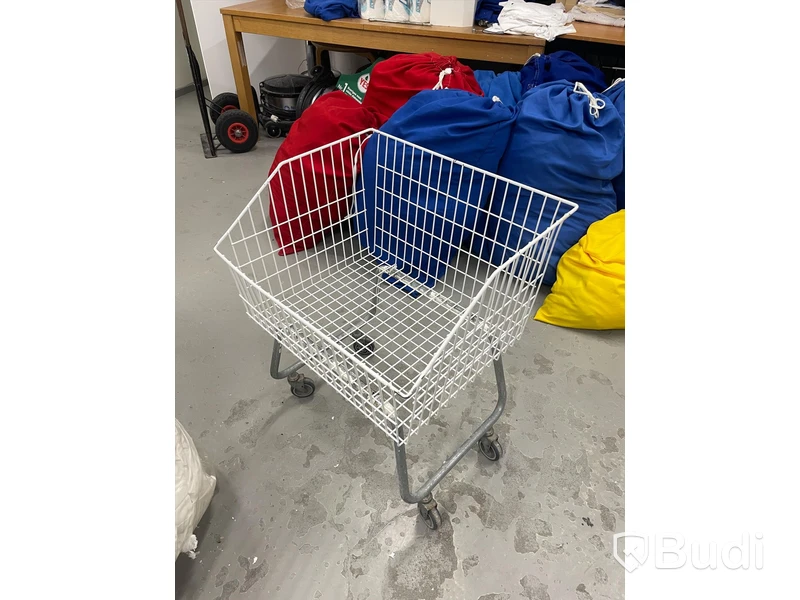 Tvättvagn på hjul 4st