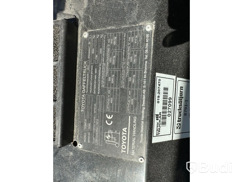 Motviktstruck Toyota 7FBMF-35 -2011