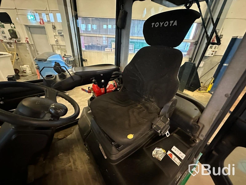 Motvikstruck Toyota Tonero 30HST Deluxe | 2017