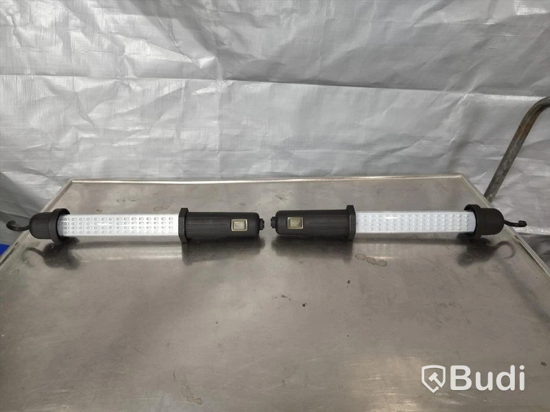 Skruvdragare, 2 st led-stavlampor