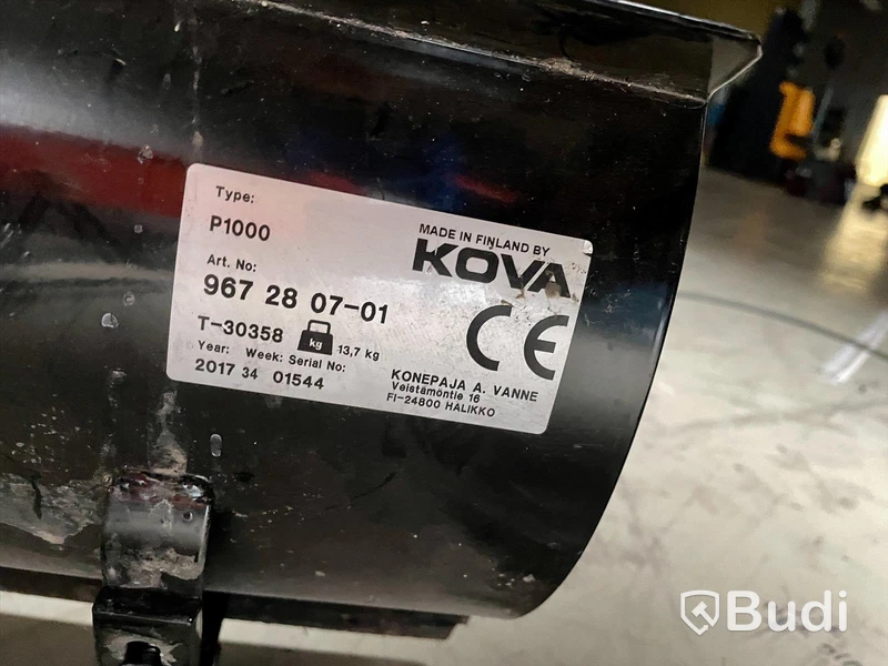 Åkgräsklippare Husqvarna R115C inkl plogblad och kärra