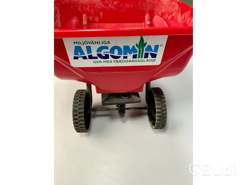 Algomin gödselspridare