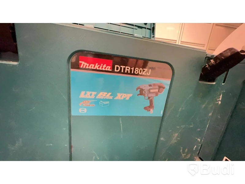 Makita DTR180ZJ