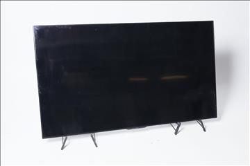 TV, LED-skärm - Sharp 70" PN-Q701. OBS! fjärrkontroll osäker funktion