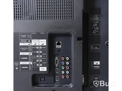 TV, LED-skärm - Sharp 70" PN-Q701. OBS! fjärrkontroll osäker funktion