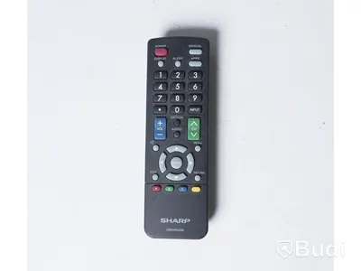 TV, LED-skärm - Sharp 70" PN-Q701. OBS! fjärrkontroll osäker funktion