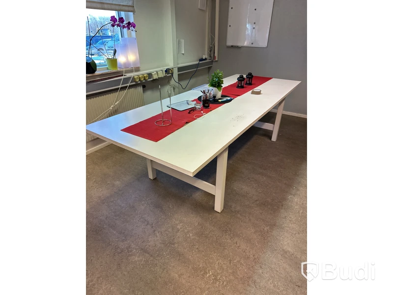 Konferensbord