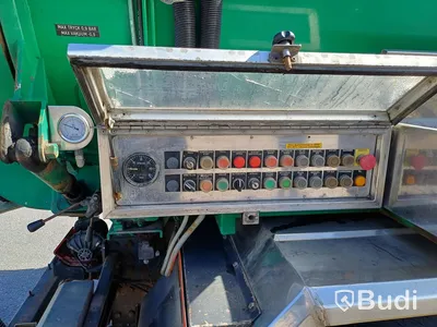 Minikombi Scania P114 6X2-4NA -2004, Slamsug - EXPORT